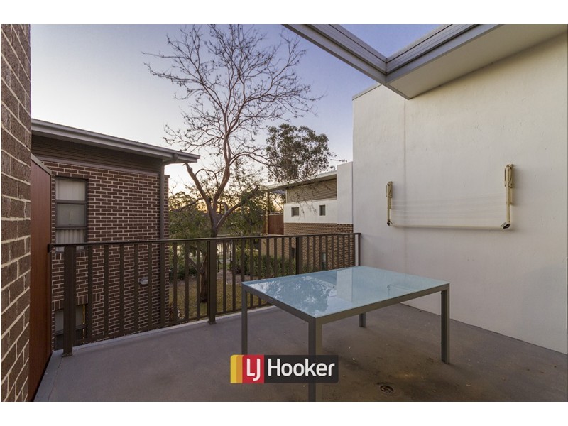 8/25 Owen Crescent, Lyneham ACT 2602