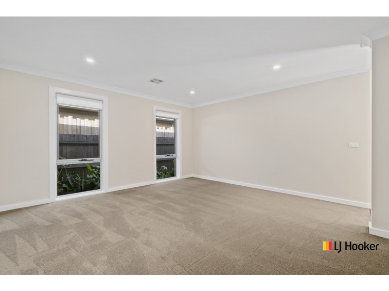 7 Elia Ware Crescent, Bonner ACT 2914