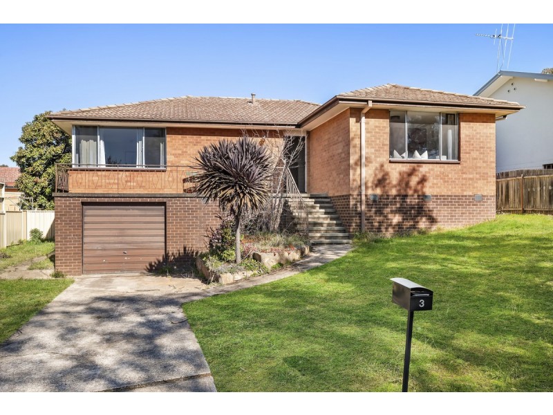 3 Bathurst Place, Macquarie ACT 2614