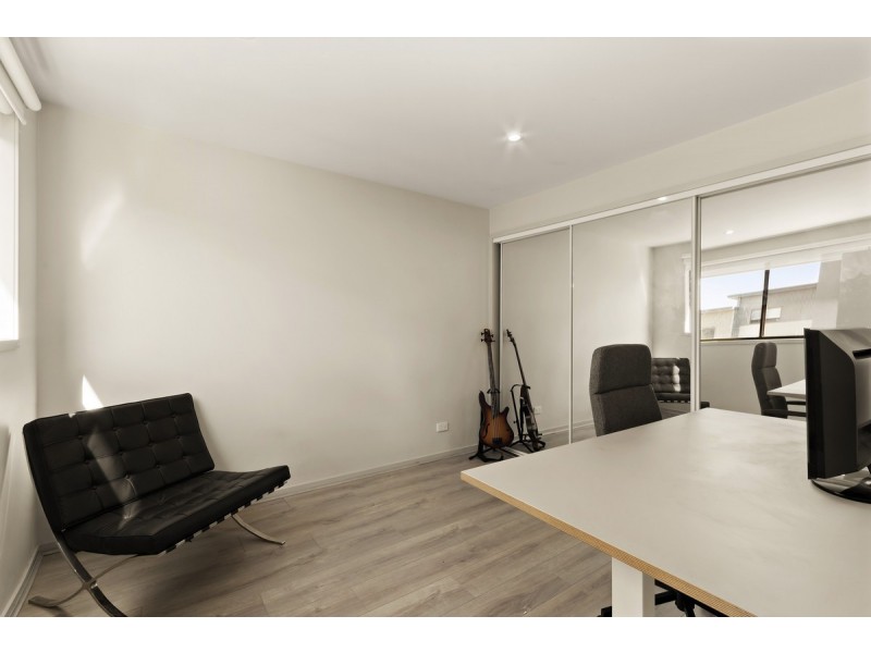 77/100 Henry Kendall Street, Franklin ACT 2913