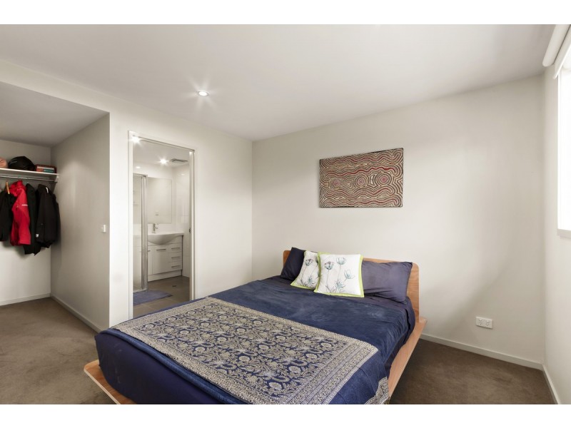 77/100 Henry Kendall Street, Franklin ACT 2913