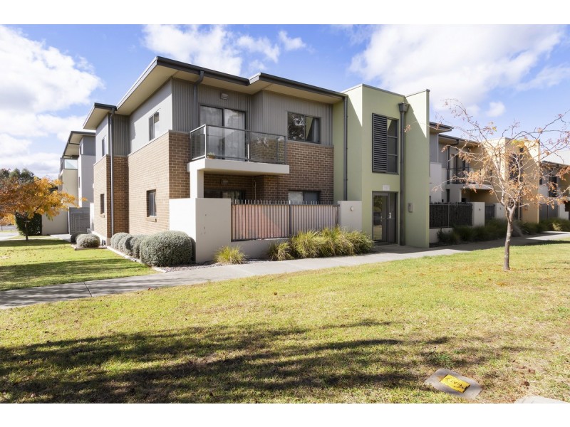 77/100 Henry Kendall Street, Franklin ACT 2913