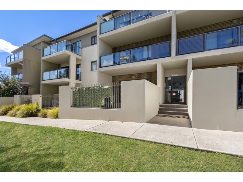 104/104 Henry Kendall Street, Franklin ACT 2913