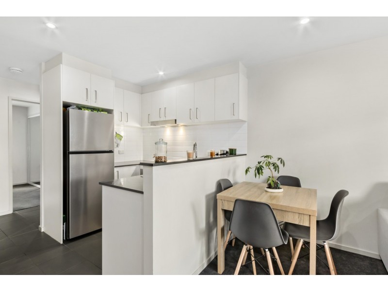 104/104 Henry Kendall Street, Franklin ACT 2913
