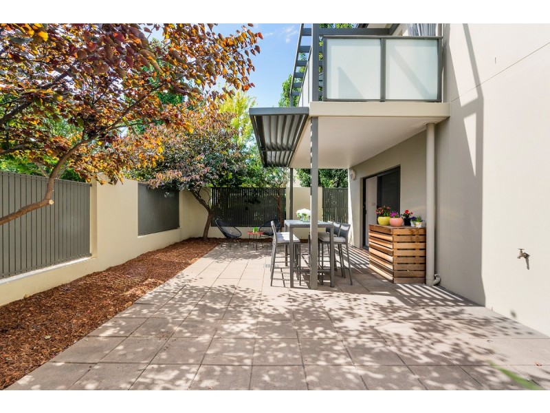 27/82 Henry Kendall Street, Franklin ACT 2913