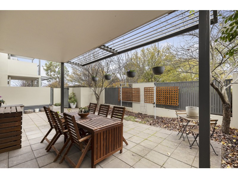 27/82 Henry Kendall Street, Franklin ACT 2913