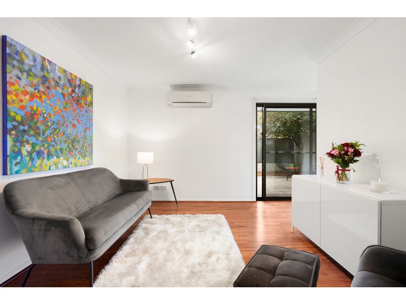 27/82 Henry Kendall Street, Franklin ACT 2913