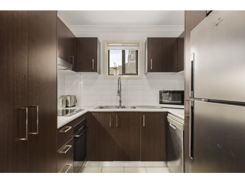 27/82 Henry Kendall Street, Franklin ACT 2913