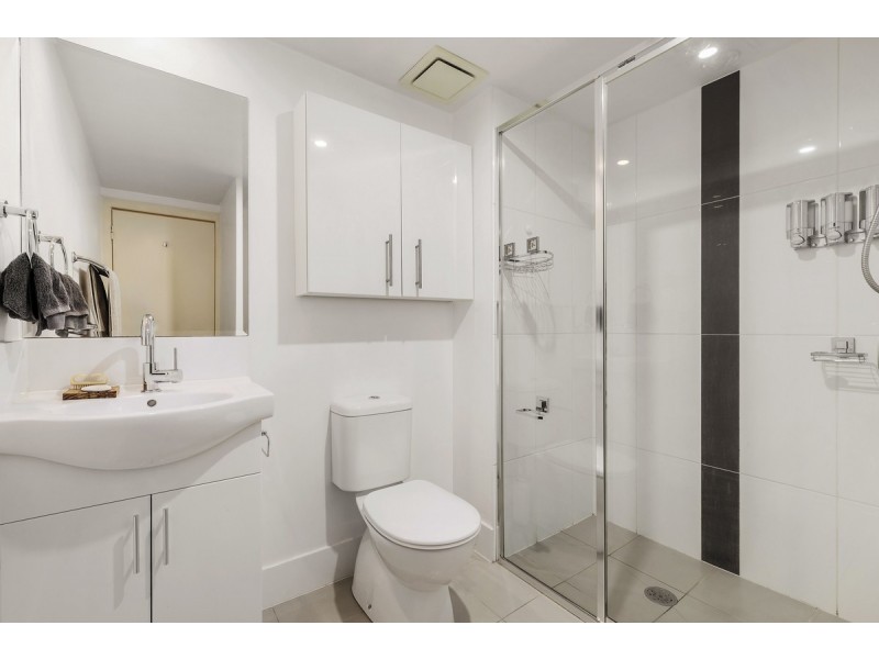 27/82 Henry Kendall Street, Franklin ACT 2913