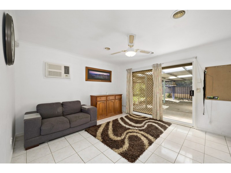 4 Castor Street, Yass NSW 2582