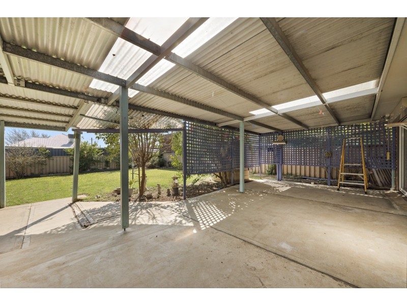 4 Castor Street, Yass NSW 2582
