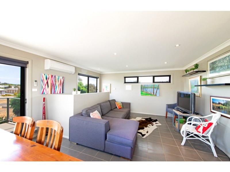 2/31 Leslie Dwyer Street, Forde ACT 2914