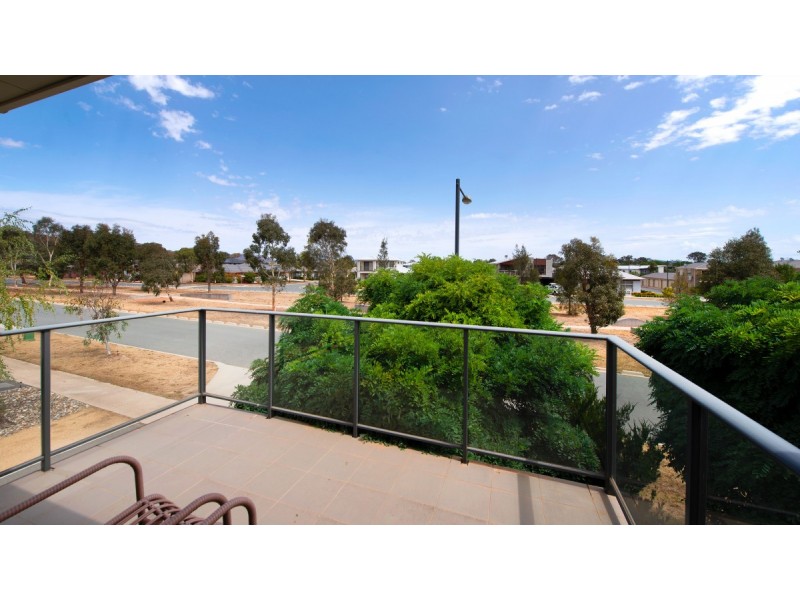 2/31 Leslie Dwyer Street, Forde ACT 2914