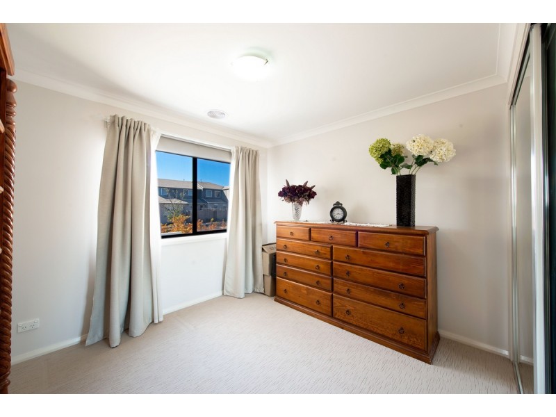 20 Muriel Stewart Circuit, Bonner ACT 2914