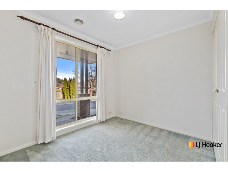 10 Tyenna Close, Amaroo ACT 2914