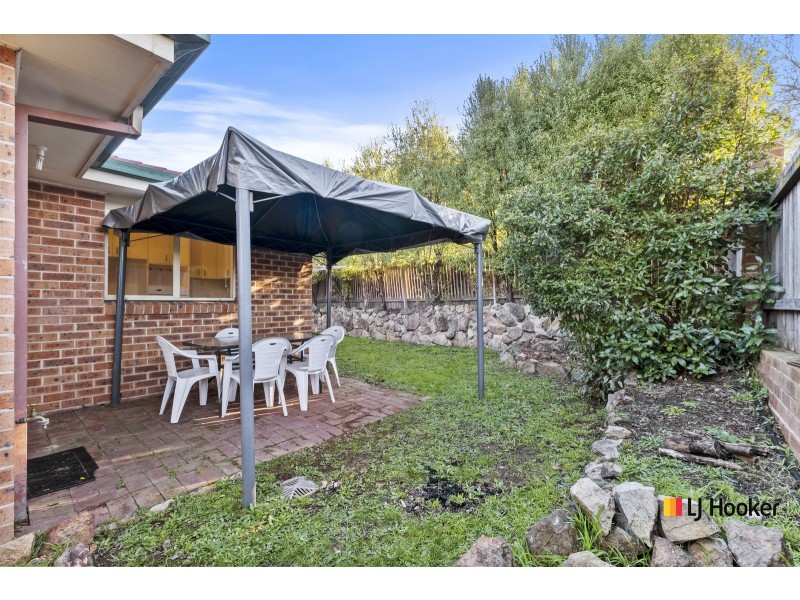 10 Tyenna Close, Amaroo ACT 2914