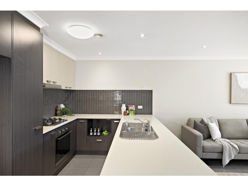 17/10 Charles Perkins Circuit, Bonner ACT 2914