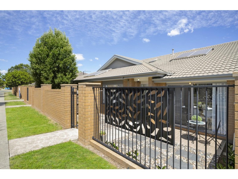 17/10 Charles Perkins Circuit, Bonner ACT 2914