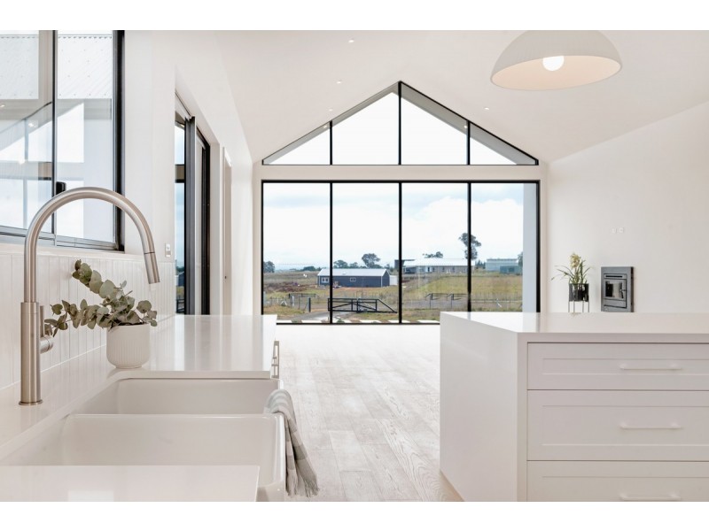 4 Cabernet Way, Murrumbateman NSW 2582