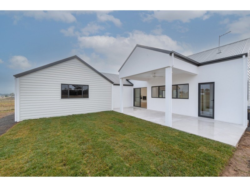 4 Cabernet Way, Murrumbateman NSW 2582