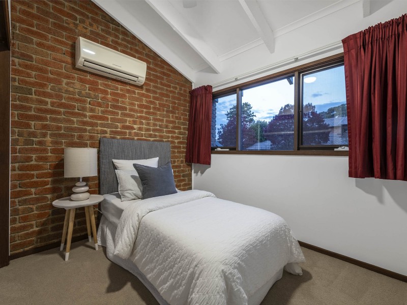 11/8 Watling Place, Weston ACT 2611