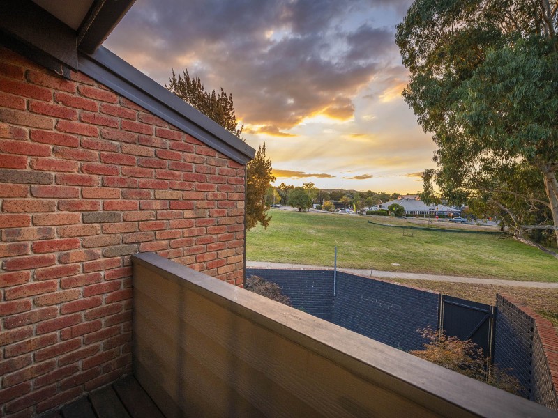 11/8 Watling Place, Weston ACT 2611