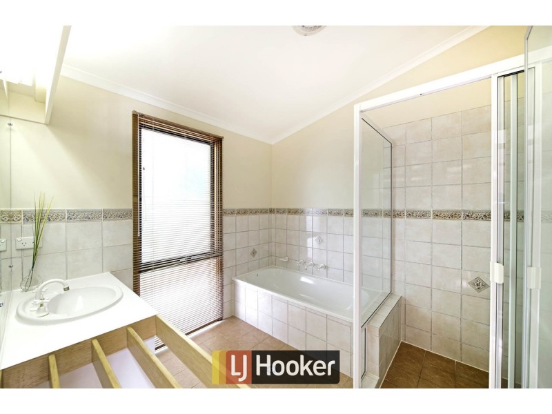 25 Aroona Court, Ngunnawal ACT 2913