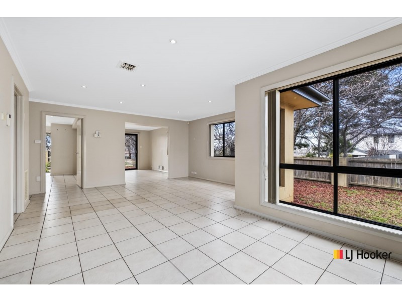 90 Mary Gillespie Avenue, Gungahlin ACT 2912