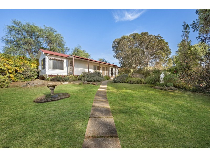 15 High Street, Galong NSW 2585