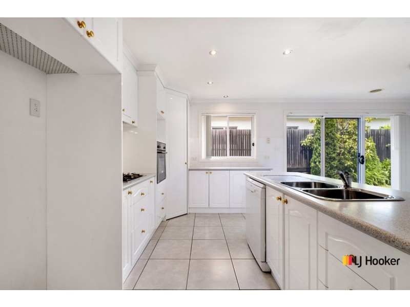 28 Allnutt Crescent, Forde ACT 2914
