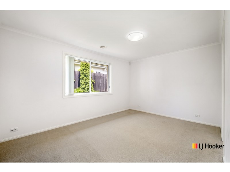 28 Allnutt Crescent, Forde ACT 2914