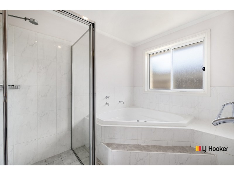 28 Allnutt Crescent, Forde ACT 2914