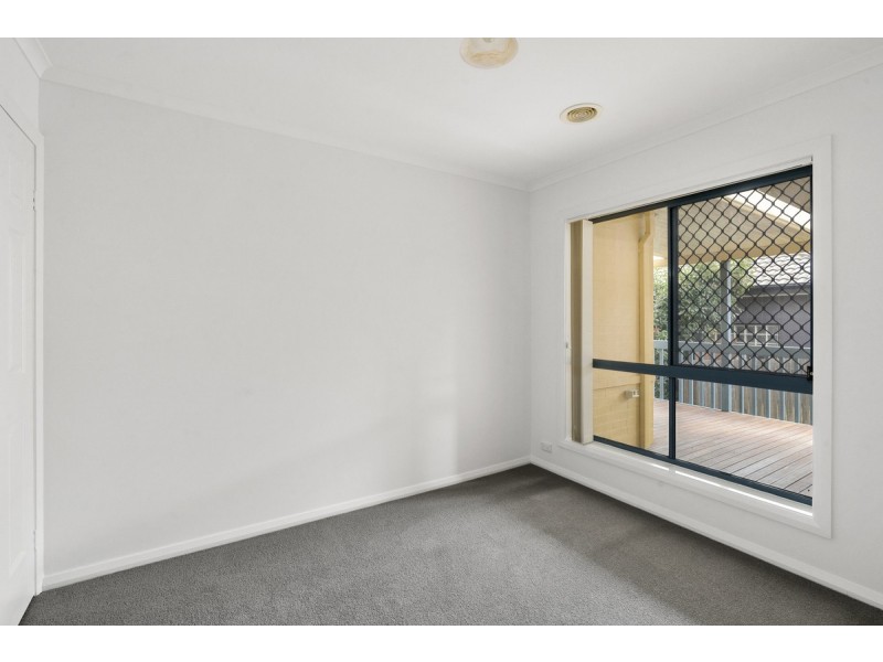 73 Sugarloaf Crescent, Palmerston ACT 2913