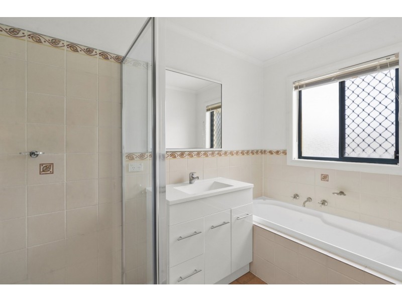 73 Sugarloaf Crescent, Palmerston ACT 2913