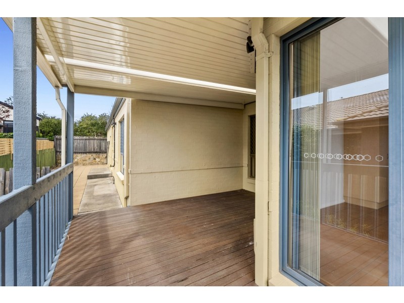 73 Sugarloaf Crescent, Palmerston ACT 2913