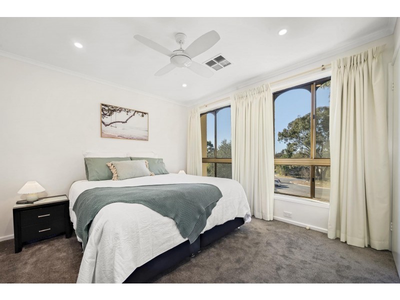 36 Cazaly Close, Holt ACT 2615