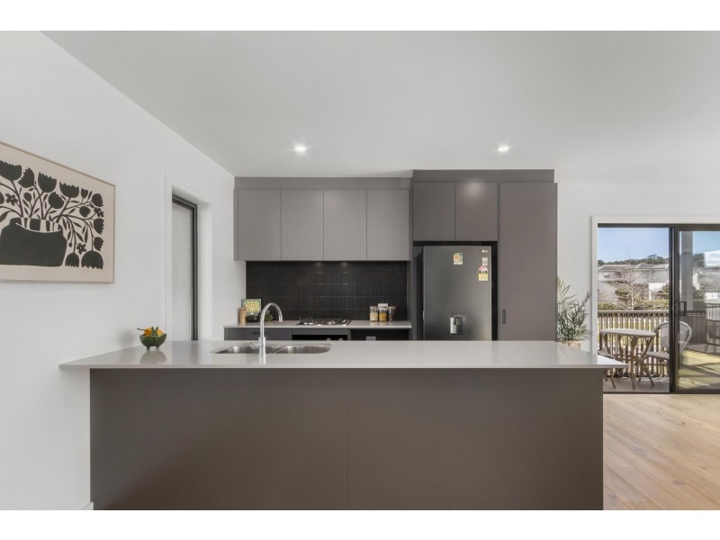 31/60 Kingsland Parade, Casey ACT 2913