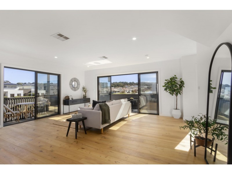 31/60 Kingsland Parade, Casey ACT 2913