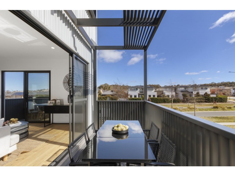 31/60 Kingsland Parade, Casey ACT 2913