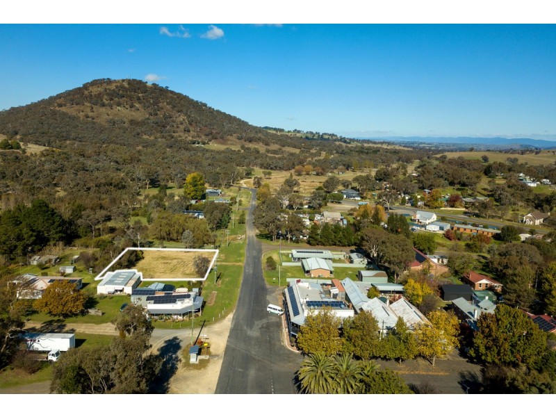 13 Montem Street, Bowning NSW 2582