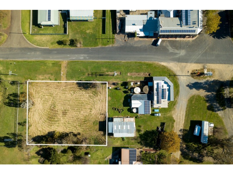 13 Montem Street, Bowning NSW 2582