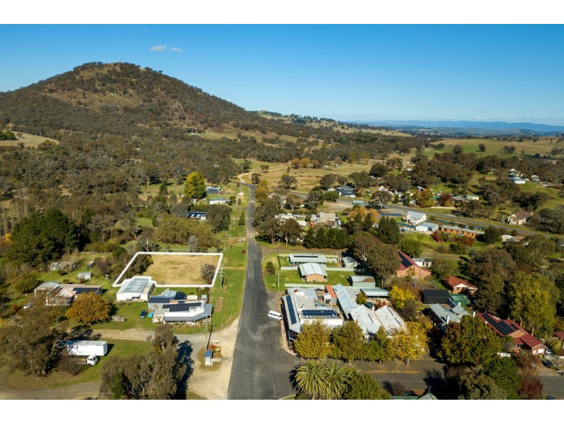 13 Montem Street, Bowning NSW 2582