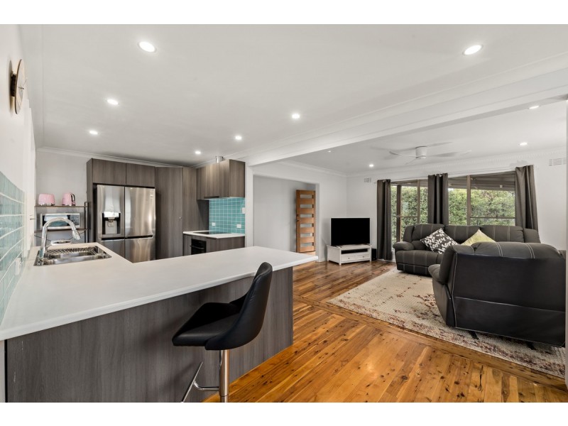 6 Shantalla Crescent, Yass NSW 2582