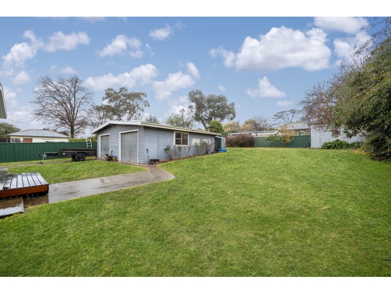 6 Shantalla Crescent, Yass NSW 2582