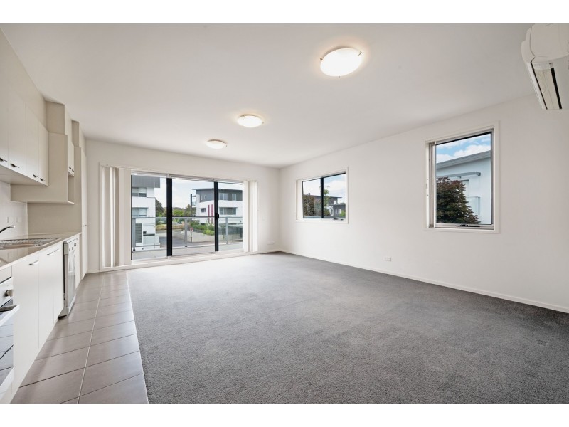 77/329 Flemington Road, Franklin ACT 2913
