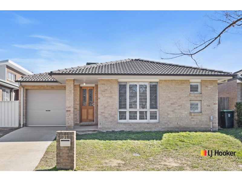 37 Walter Crocker Crescent, Casey ACT 2913