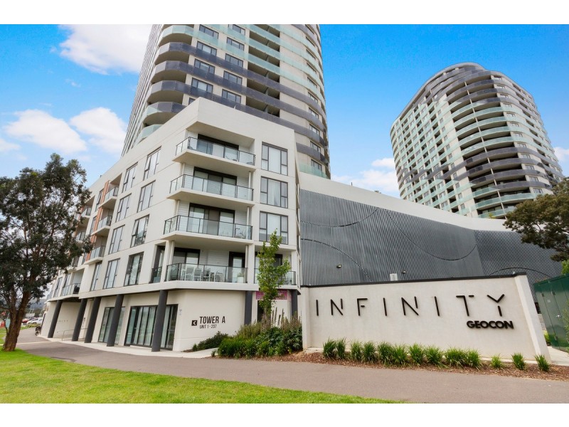 65/1 Anthony Rolfe Avenue, Gungahlin ACT 2912