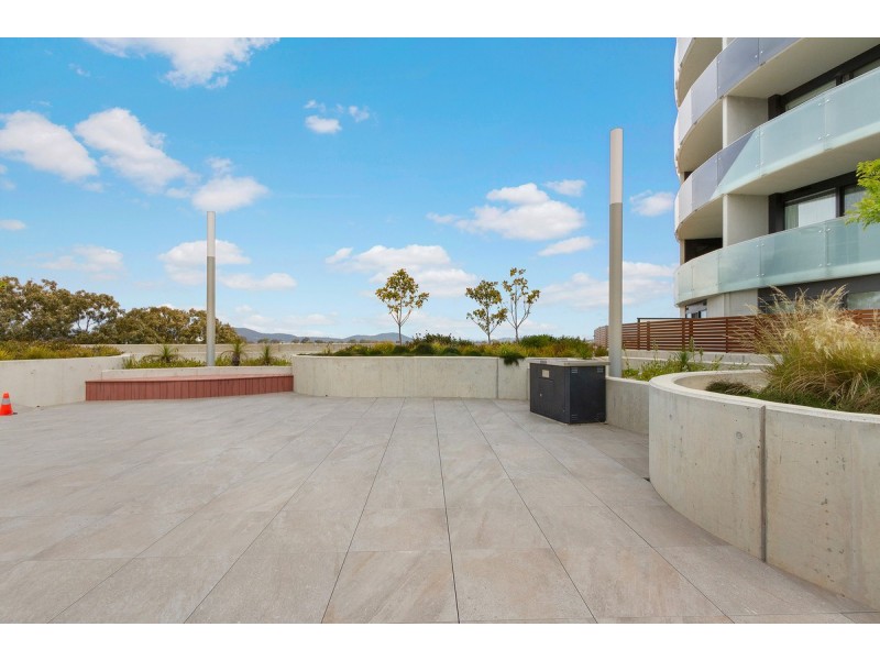 65/1 Anthony Rolfe Avenue, Gungahlin ACT 2912