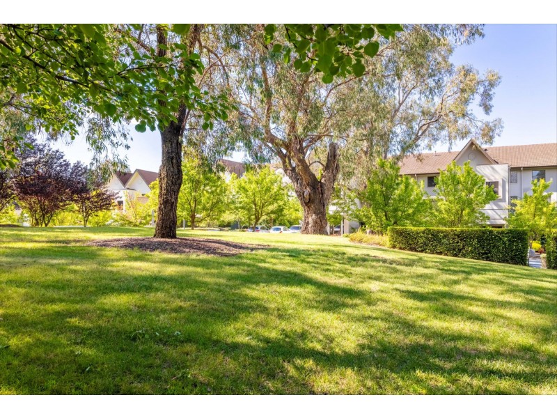 1/15-17 Eldridge Crescent, Garran ACT 2605