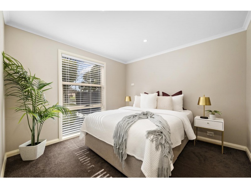 212 Anthony Rolfe Avenue, Gungahlin ACT 2912